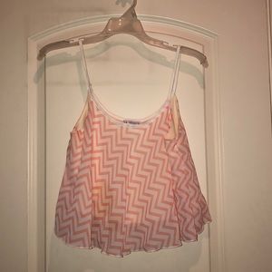 LA Hearts summery chevron top